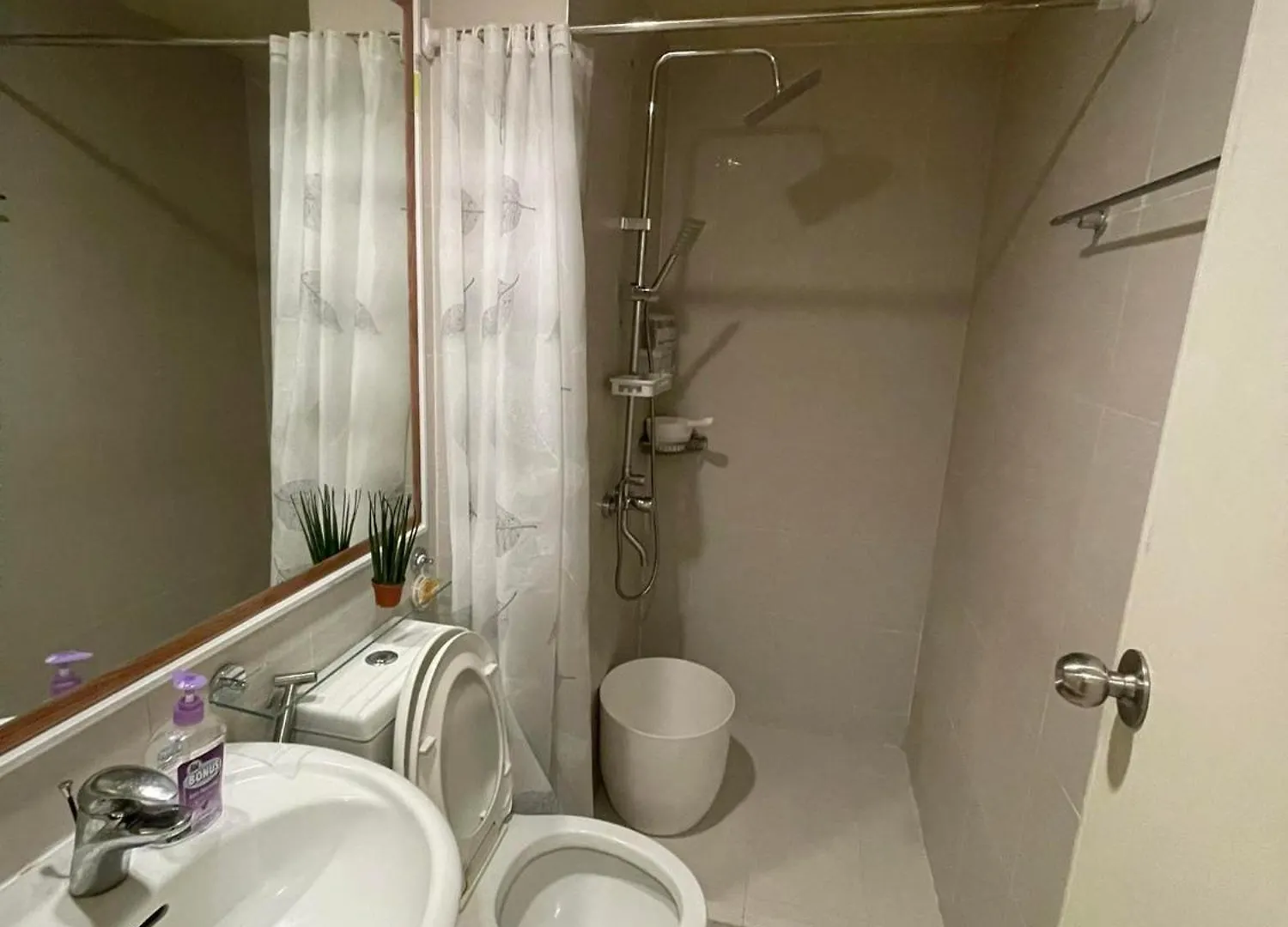 Azure Urban Resort - By Ground Zero One Manila Apartment