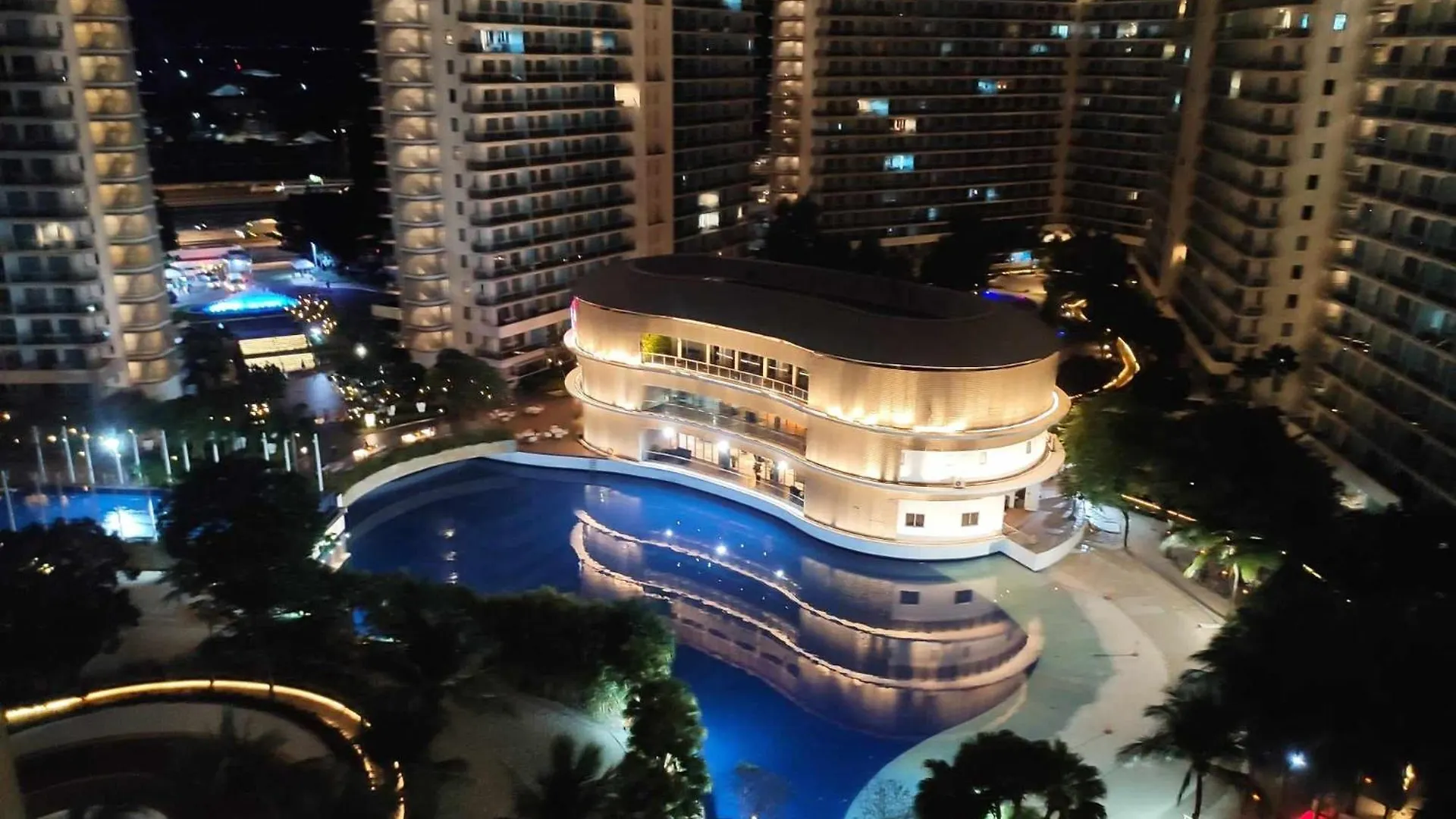 Azure Urban Resort - By Ground Zero One Manila 0*,  Philippines